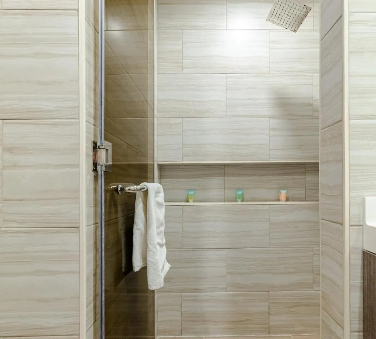 Apartment Zenstay - Haven Of Tranquility And Luxury Dubai